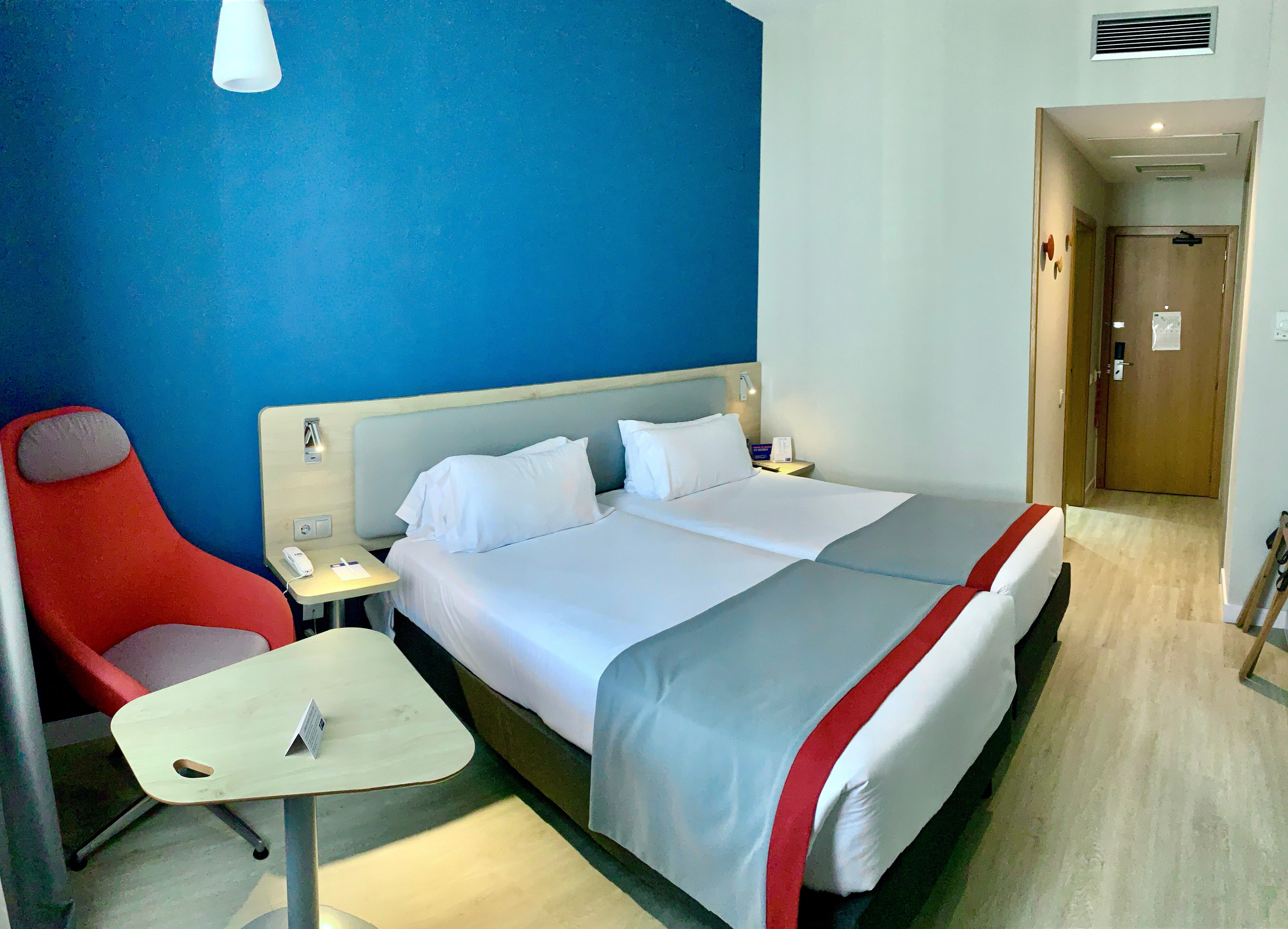 Holiday Inn Express Ciudad De Las Ciencias By Ihg Valenza Esterno foto