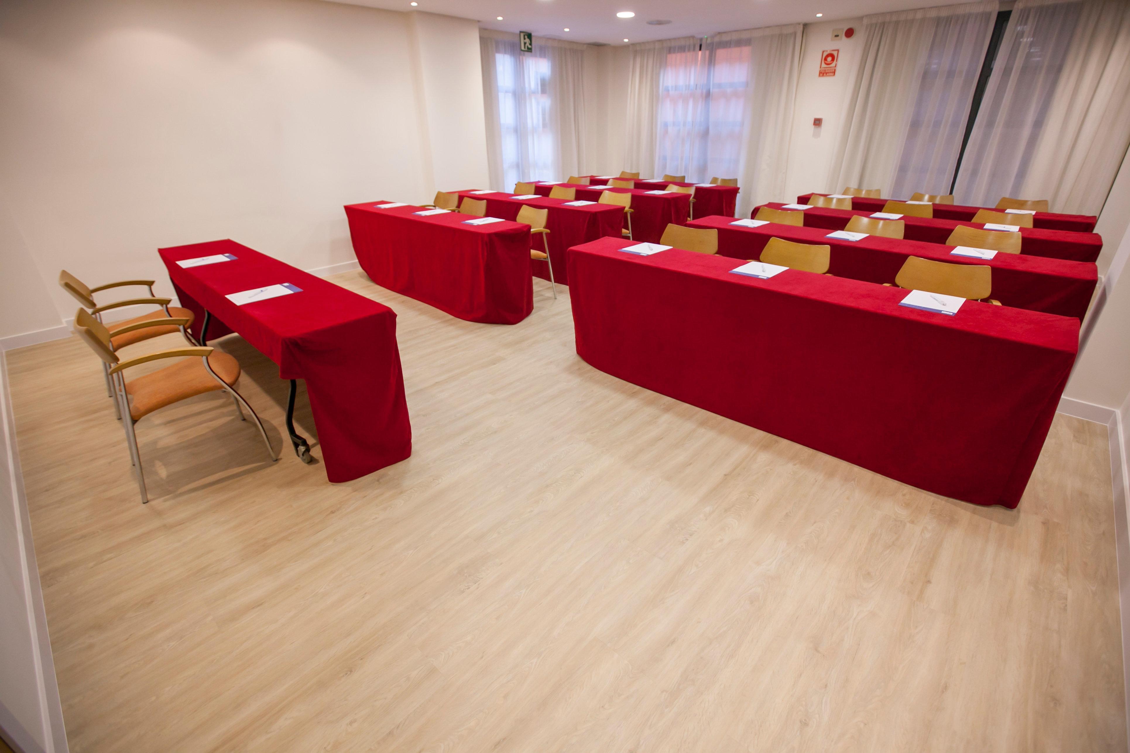 Holiday Inn Express Ciudad De Las Ciencias By Ihg Valenza Esterno foto