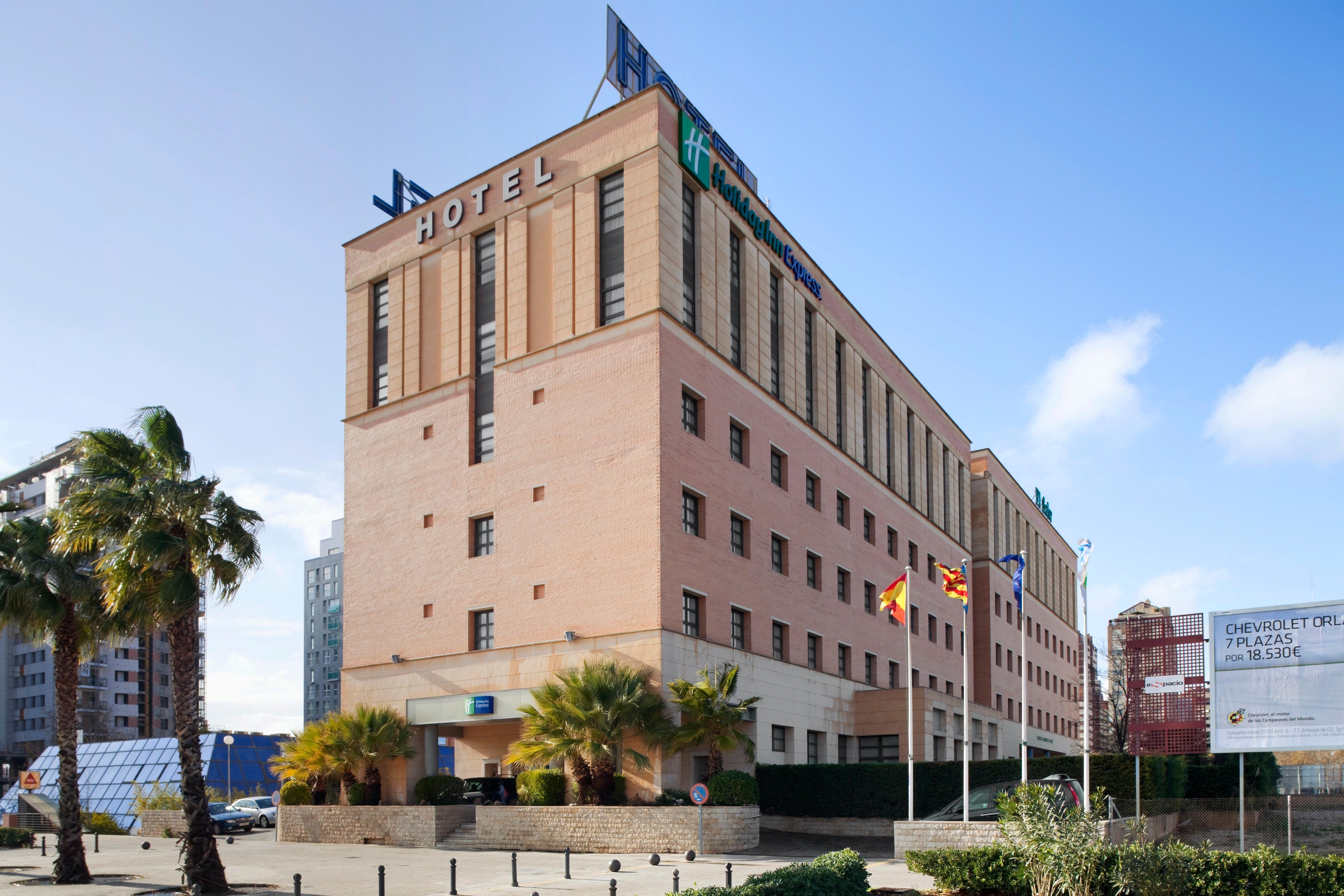 Holiday Inn Express Ciudad De Las Ciencias By Ihg Valenza Esterno foto