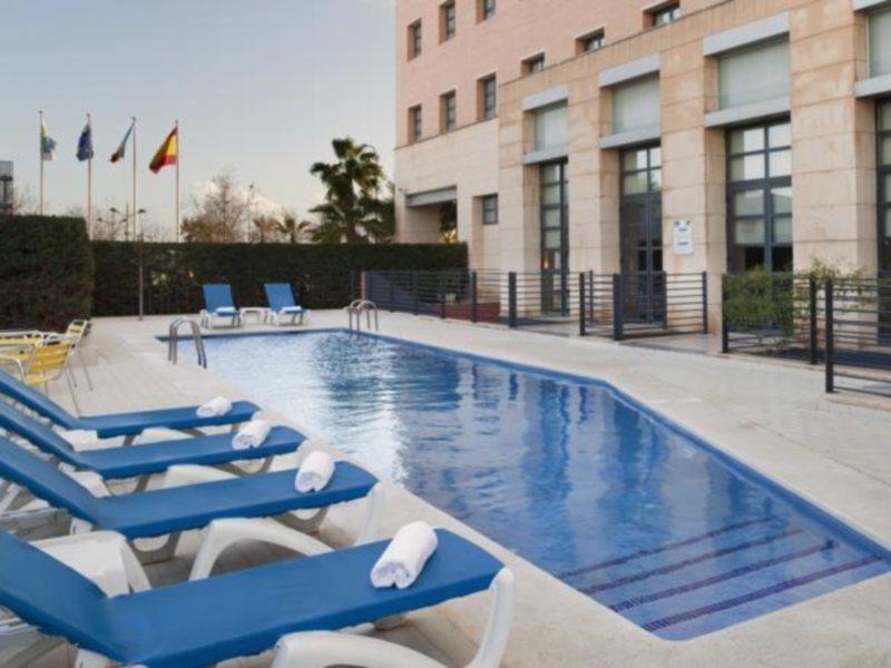 Holiday Inn Express Ciudad De Las Ciencias By Ihg Valenza Esterno foto